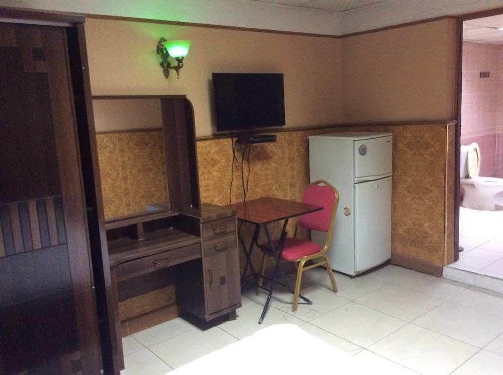 Dana Hotel Doha Kültér fotó